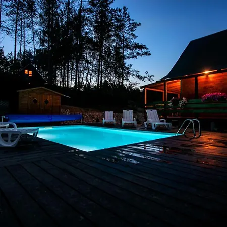 Hébergement de vacances Caloroczny Jeleniowka Na Kaszubach Z Balia Na Wylacznosc,wspolny Basen I Bilard Z Domkiem Sowka - Ostrowite Lesna Dolina