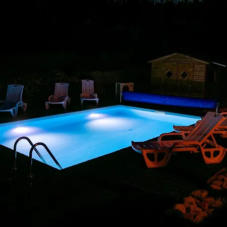 Hébergement de vacances Caloroczny Jeleniowka Na Kaszubach Z Balia Na Wylacznosc,wspolny Basen I Bilard Z Domkiem Sowka - Ostrowite Lesna Dolina Sulęczyno