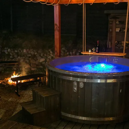 Caloroczny Jeleniowka Na Kaszubach Z Balia Na Wylacznosc,wspolny Basen I Bilard Z Domkiem Sowka - Ostrowite Lesna Dolina