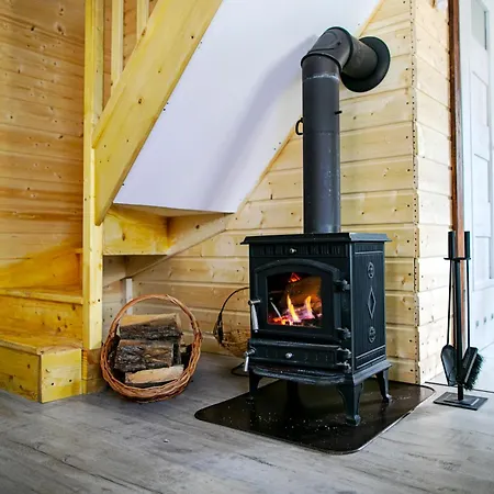 Hébergement de vacances Caloroczny Jeleniowka Na Kaszubach Z Balia Na Wylacznosc,wspolny Basen I Bilard Z Domkiem Sowka - Ostrowite Lesna Dolina Sulęczyno