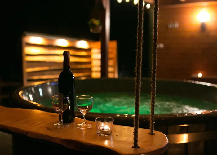 Caloroczny Jeleniowka Na Kaszubach Z Balia Na Wylacznosc,wspolny Basen I Bilard Z Domkiem Sowka - Ostrowite Lesna Dolina *