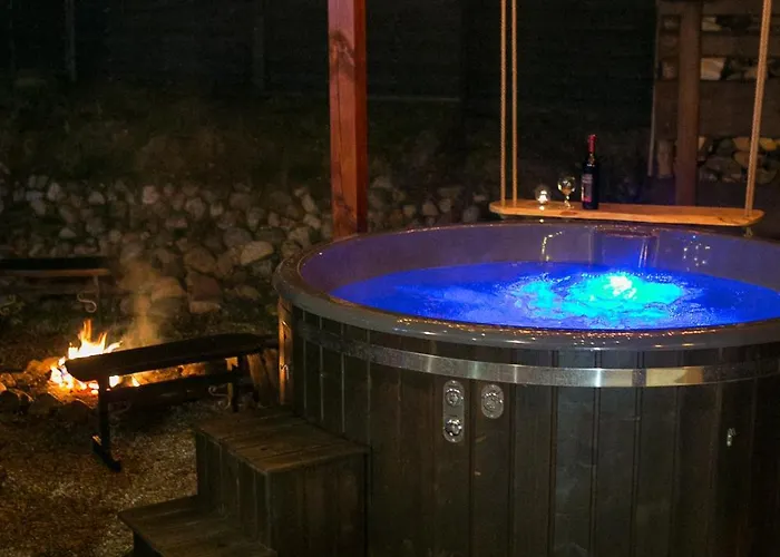 Caloroczny Jeleniowka Na Kaszubach Z Balia Na Wylacznosc,wspolny Basen I Bilard Z Domkiem Sowka - Ostrowite Lesna Dolina