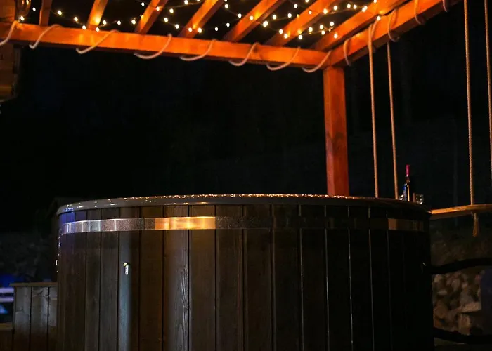 Caloroczny Jeleniowka Na Kaszubach Z Balia Na Wylacznosc,wspolny Basen I Bilard Z Domkiem Sowka - Ostrowite Lesna Dolina Sulęczyno