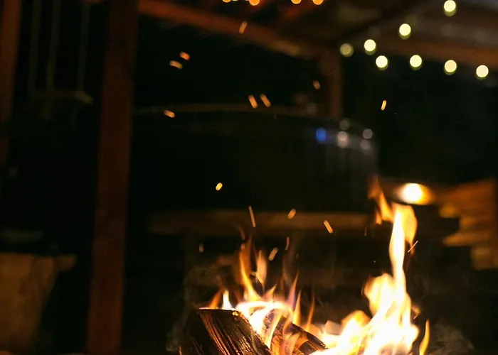 Caloroczny Jeleniowka Na Kaszubach Z Balia Na Wylacznosc,wspolny Basen I Bilard Z Domkiem Sowka - Ostrowite Lesna Dolina Prázdninový dům