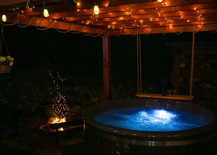 Prázdninový dům Caloroczny Jeleniowka Na Kaszubach Z Balia Na Wylacznosc,wspolny Basen I Bilard Z Domkiem Sowka - Ostrowite Lesna Dolina Sulęczyno